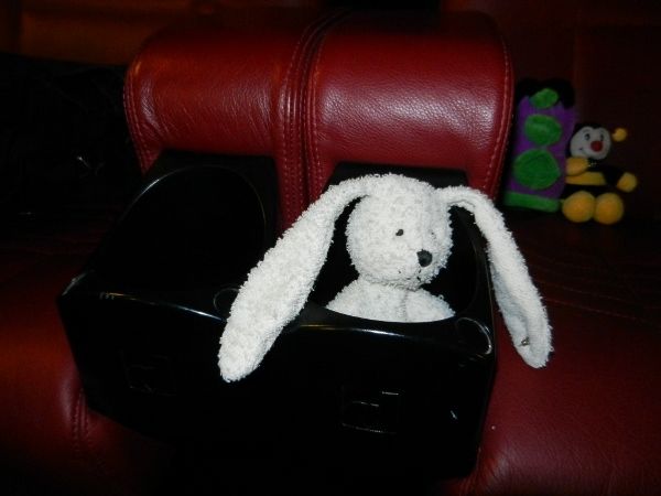 http://i1079.photobucket.com/albums/w503/Jasmin_Ogermann/kino%20expendables/DSCN8728600x450.jpg