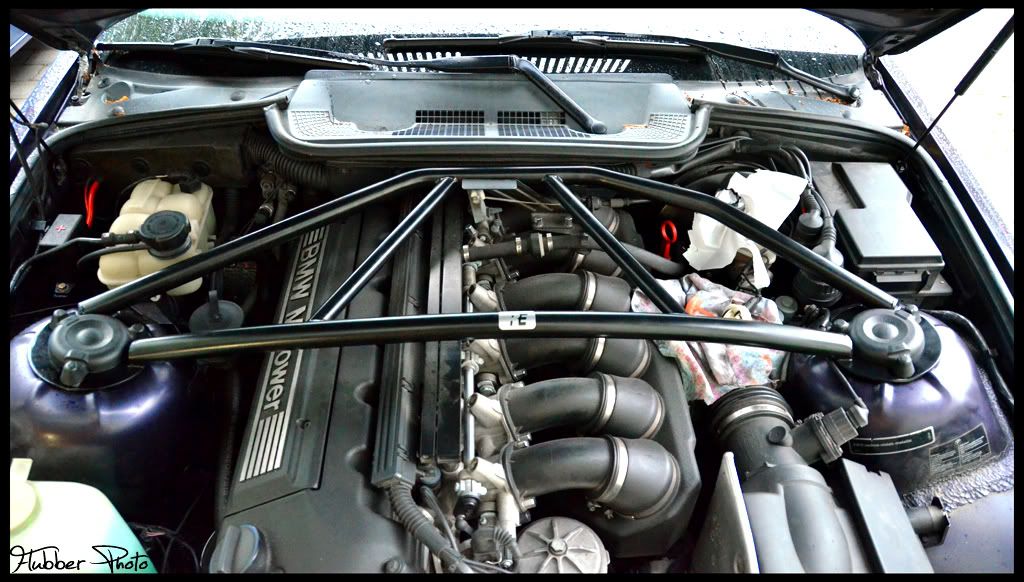 http://i1079.photobucket.com/albums/w505/Flubber1337/BMW%20M3/7.jpg