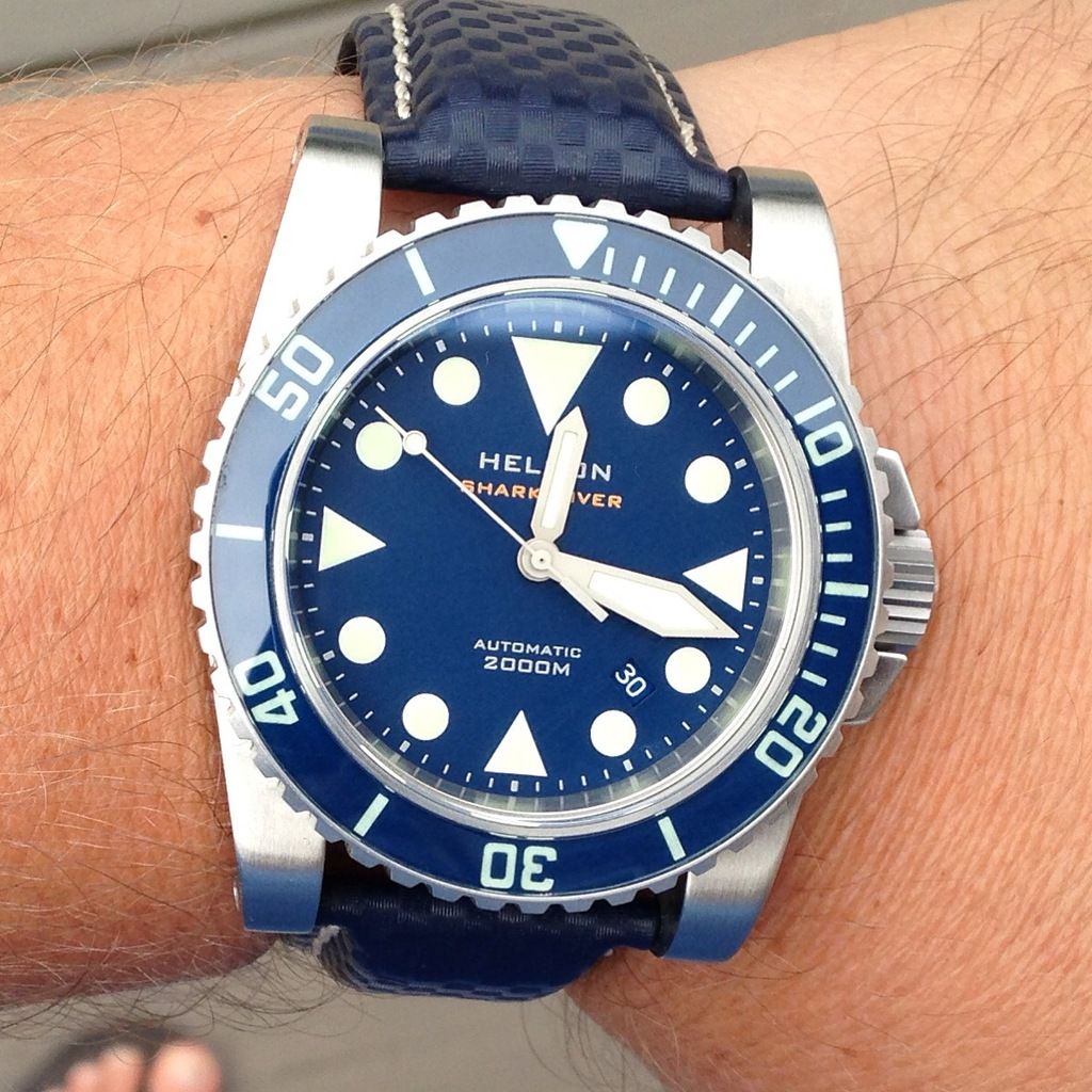 Helson shark shop diver 45mm