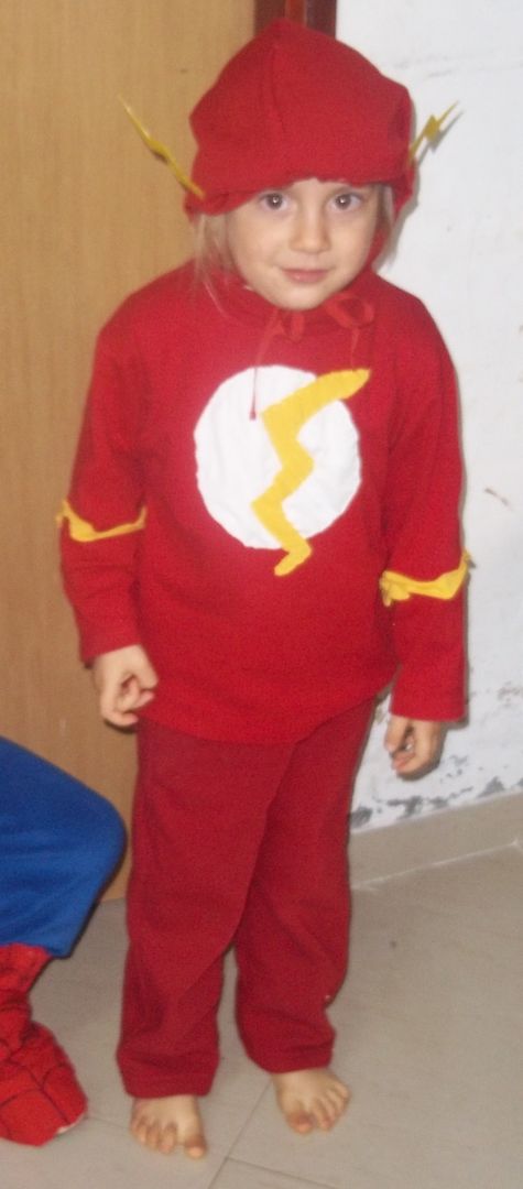 Homemade Flash costume- frugal, easy