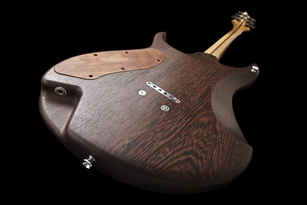 Sabre_Product_WoodWraith_Backdetail.jpg
