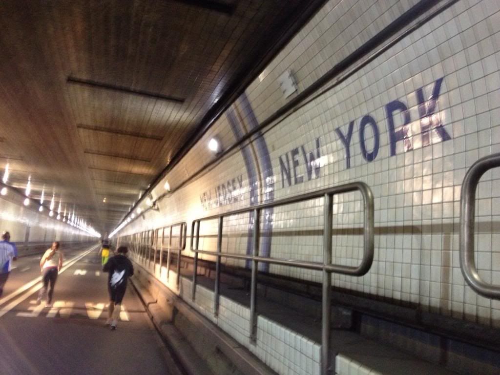 photo meinthetunnel_zpsed482bb7.jpg