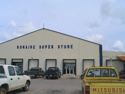 Bonaire Super Store