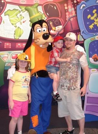 Shelby,Ryan and Rob their dad.. Goofy is a second or third cousin once removed..